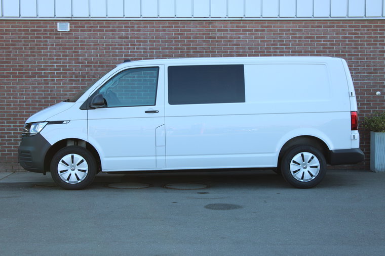 Vehicle Image 26