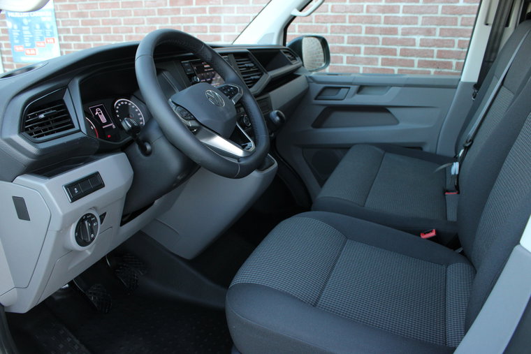 Vehicle Image 27