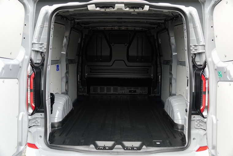 Vehicle Image 21