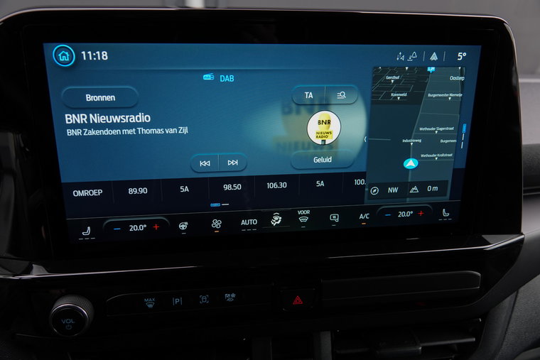 Vehicle Image 35