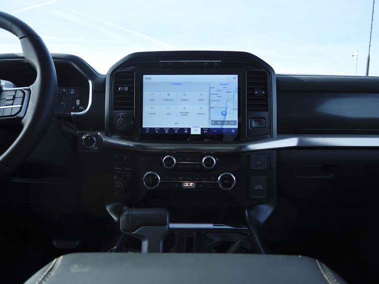 Vehicle Image 36