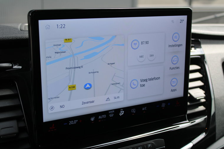 Vehicle Image 15