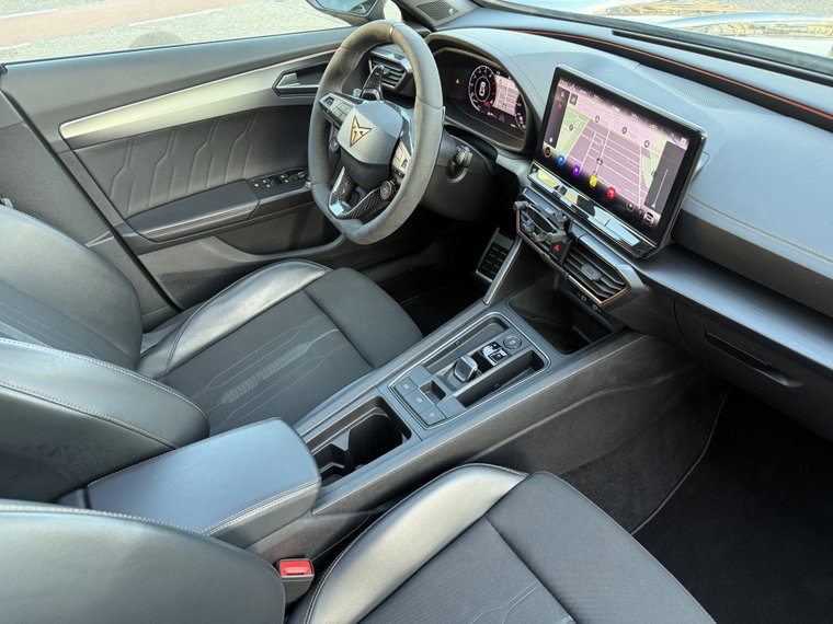 Vehicle Image 36