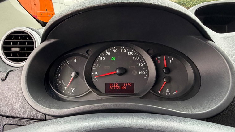 Vehicle Image 23