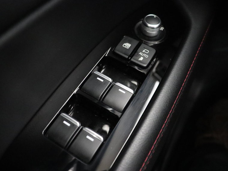 Vehicle Image 34