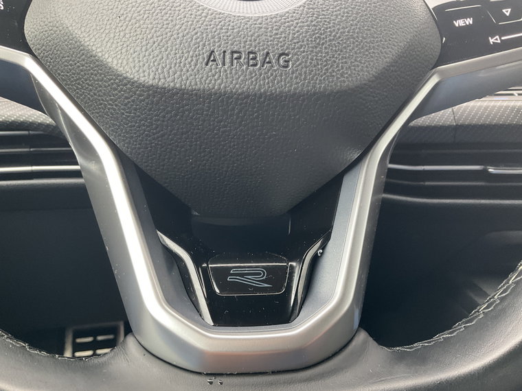 Vehicle Image 27