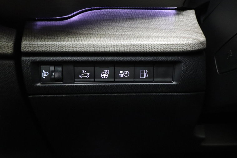 Vehicle Image 37
