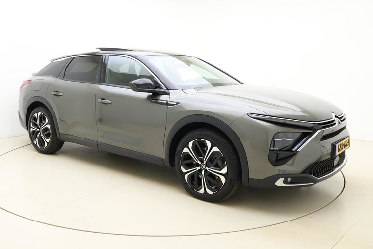 Vehicle Image 7