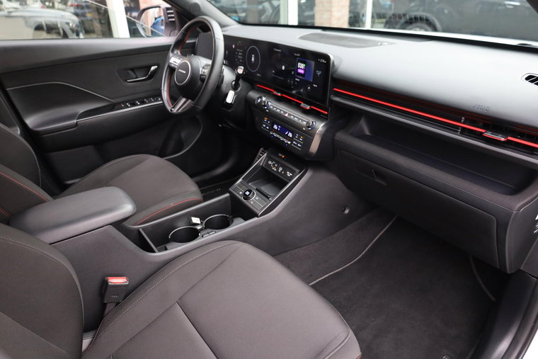 Vehicle Image 35