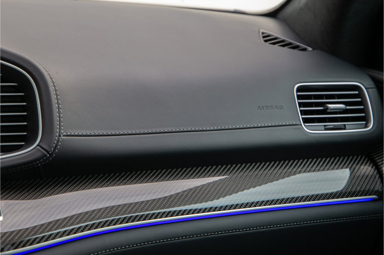 Vehicle Image 32