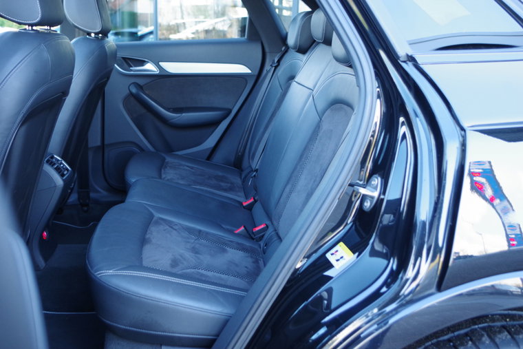 Vehicle Image 36