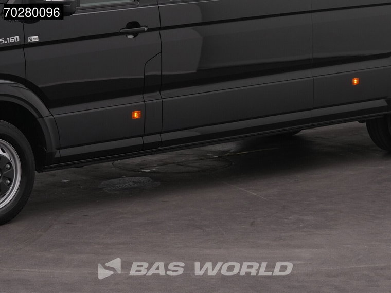 Vehicle Image 33
