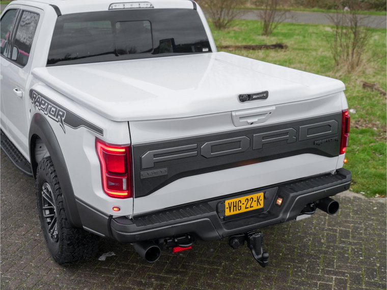 Vehicle Image 42