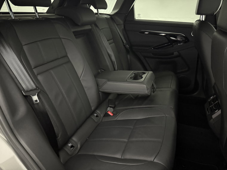 Vehicle Image 37