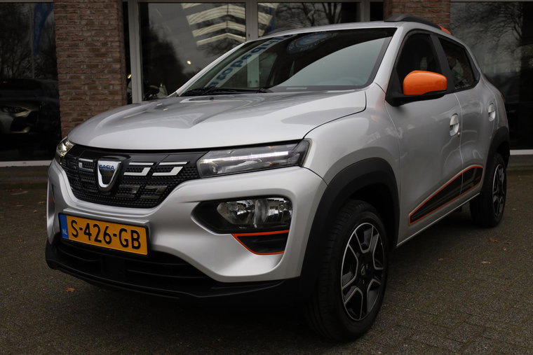 Vehicle Image 11