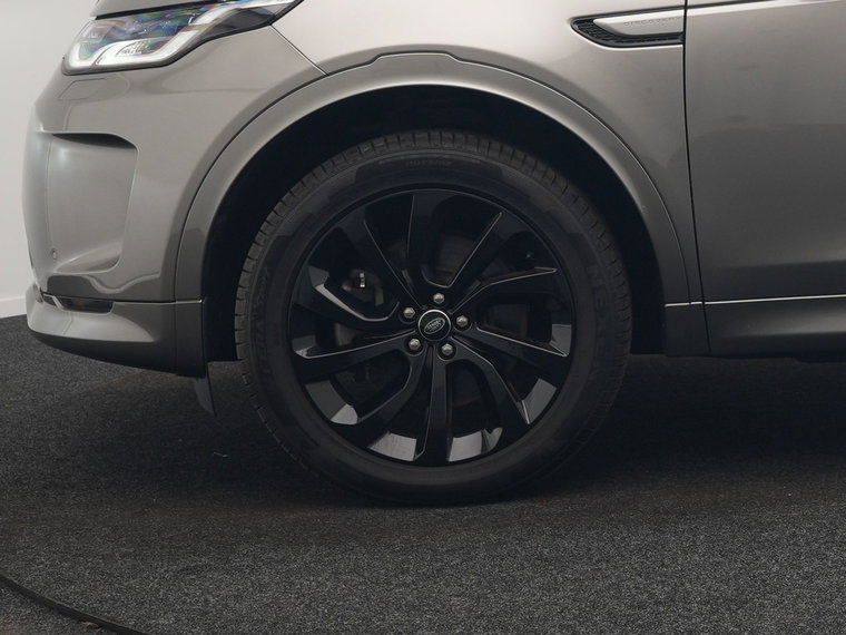 Vehicle Image 40