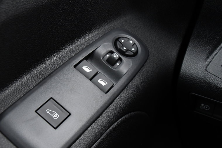 Vehicle Image 31