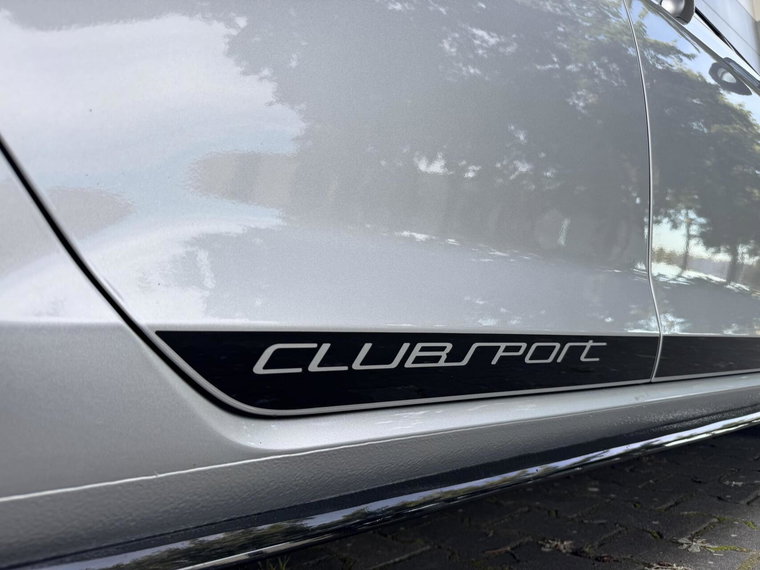 Vehicle Image 48