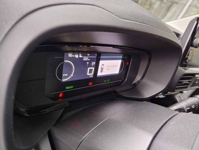 Vehicle Image 33