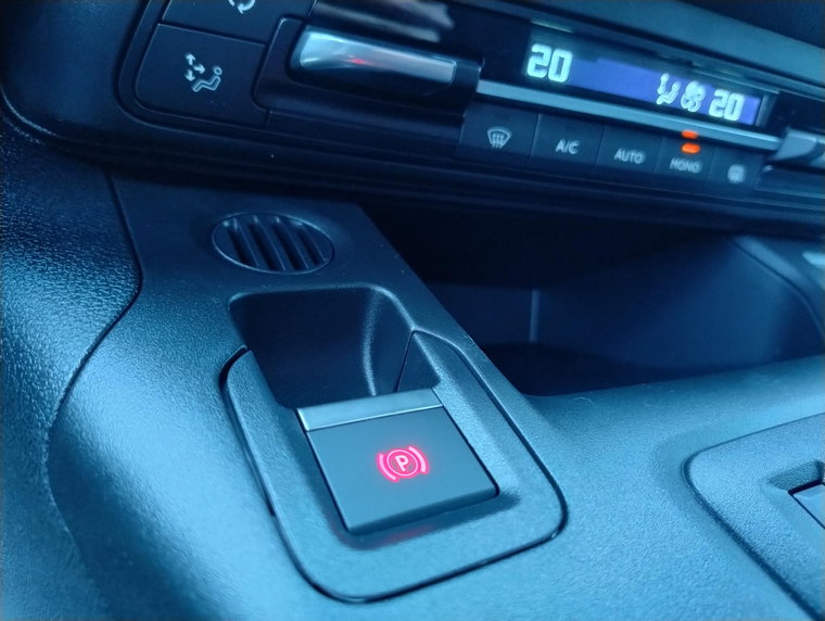 Vehicle Image 39
