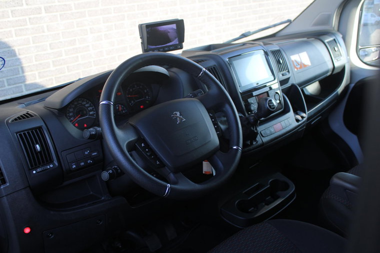 Vehicle Image 14