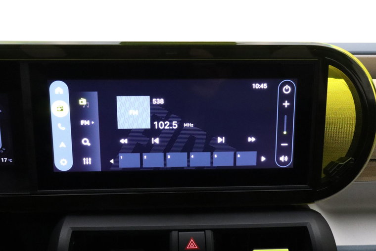 Vehicle Image 23