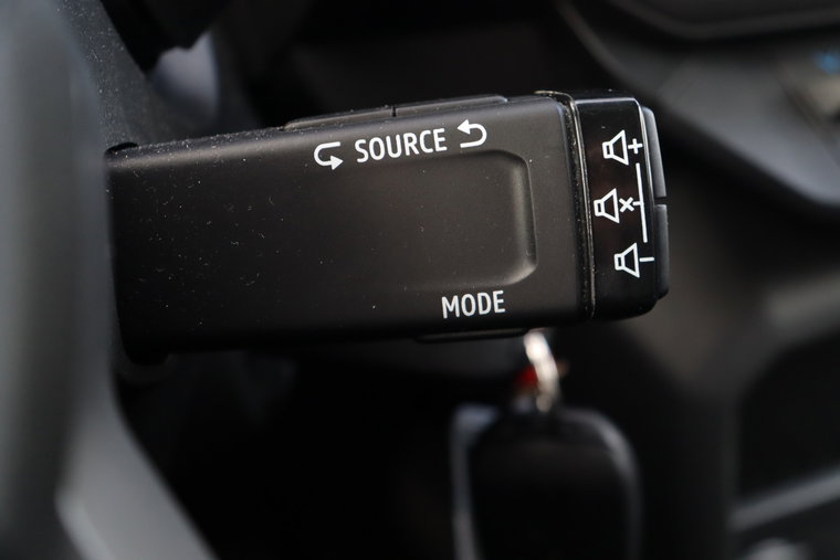 Vehicle Image 27