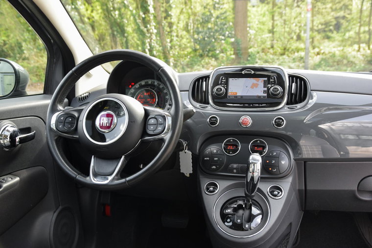 Vehicle Image 7