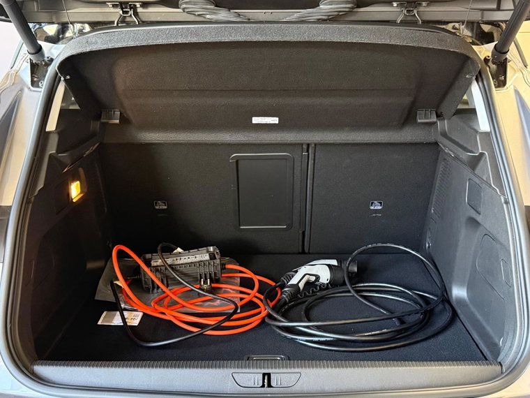 Vehicle Image 33