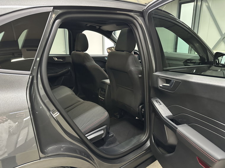 Vehicle Image 33