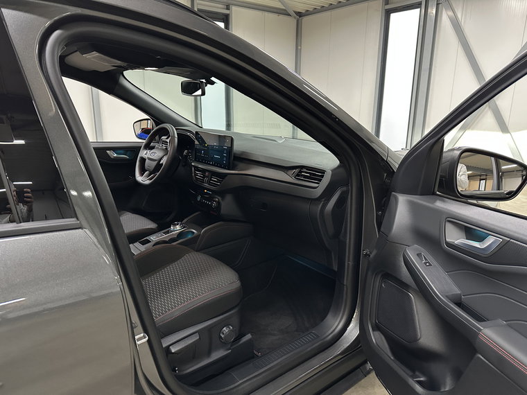 Vehicle Image 35