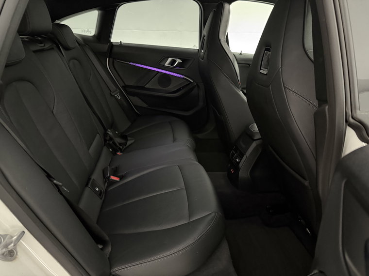 Vehicle Image 45