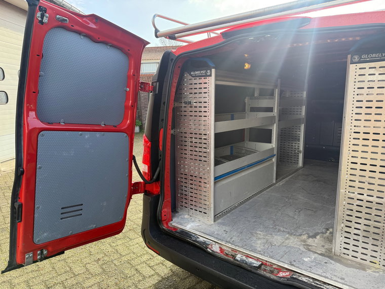 Vehicle Image 22