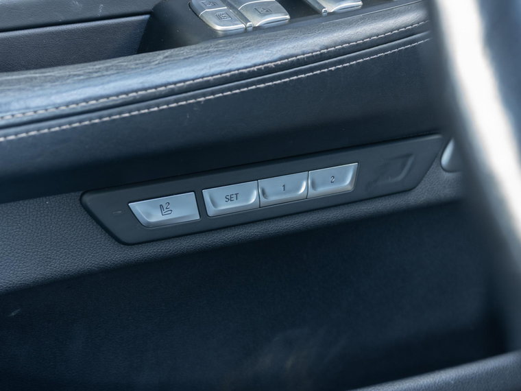 Vehicle Image 48