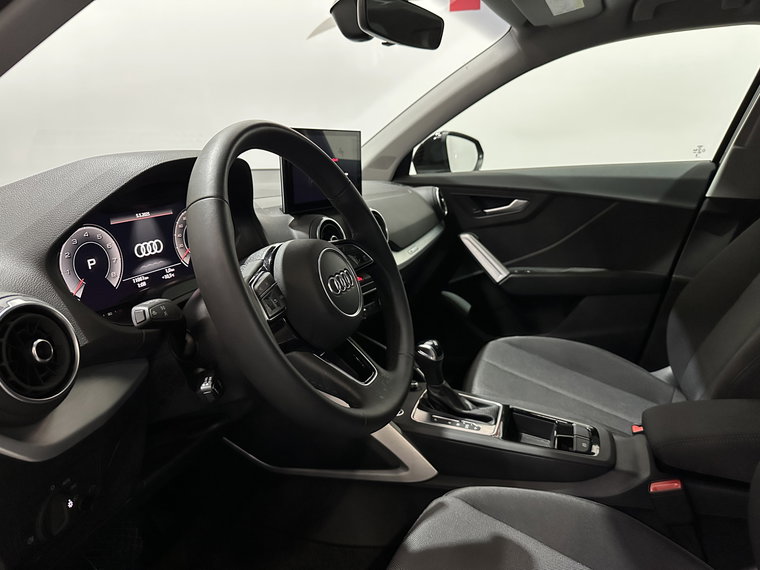 Vehicle Image 26