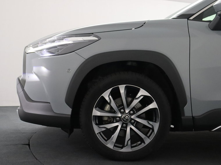 Vehicle Image 12
