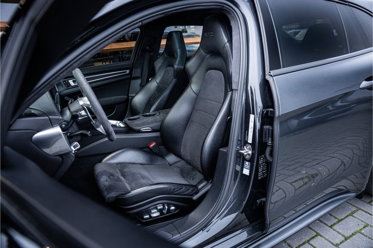 Vehicle Image 30