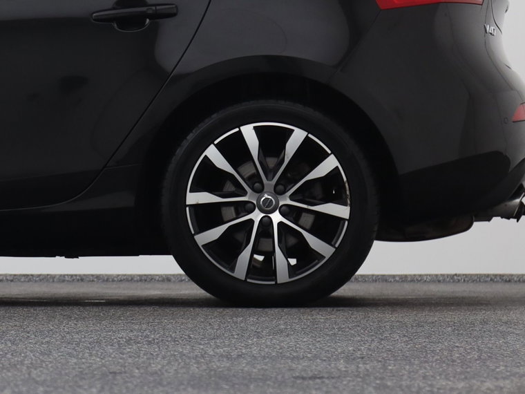 Vehicle Image 39
