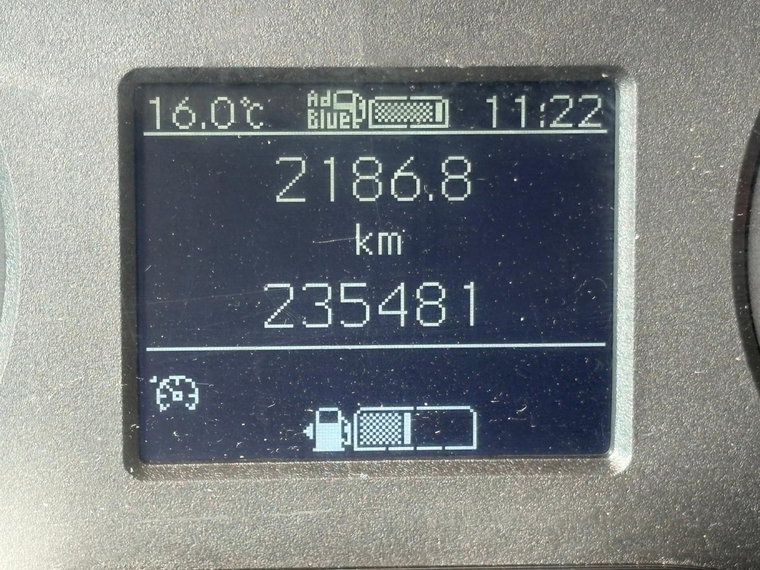 Vehicle Image 24