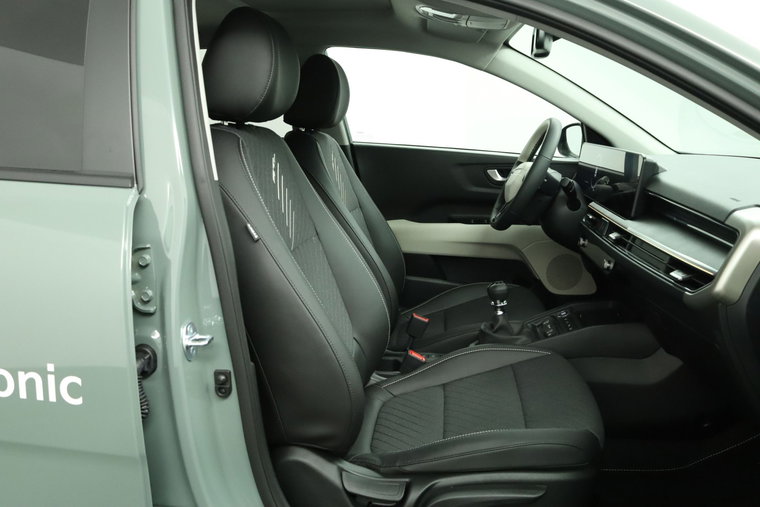Vehicle Image 35