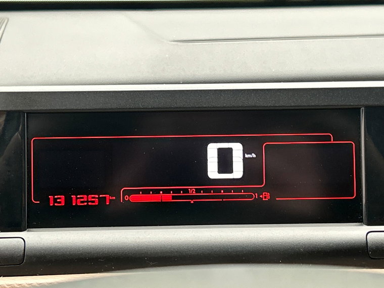 Vehicle Image 22