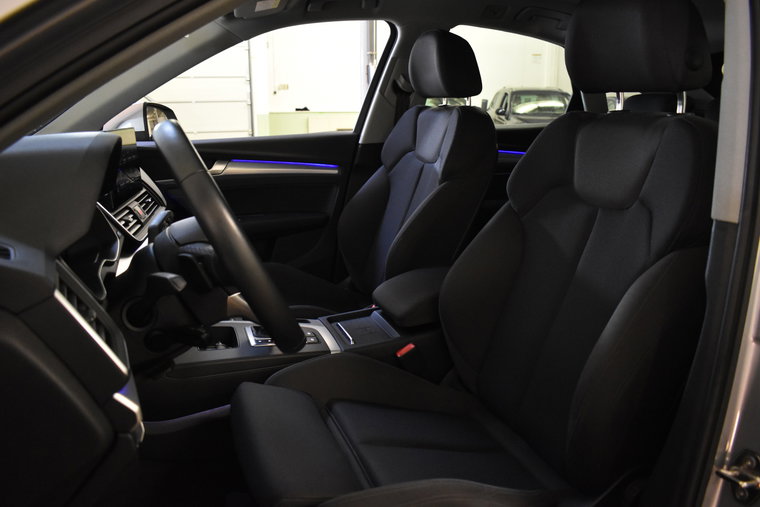 Vehicle Image 20