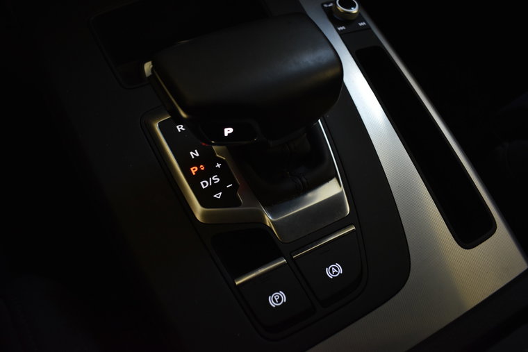Vehicle Image 33