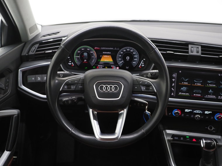 Vehicle Image 35