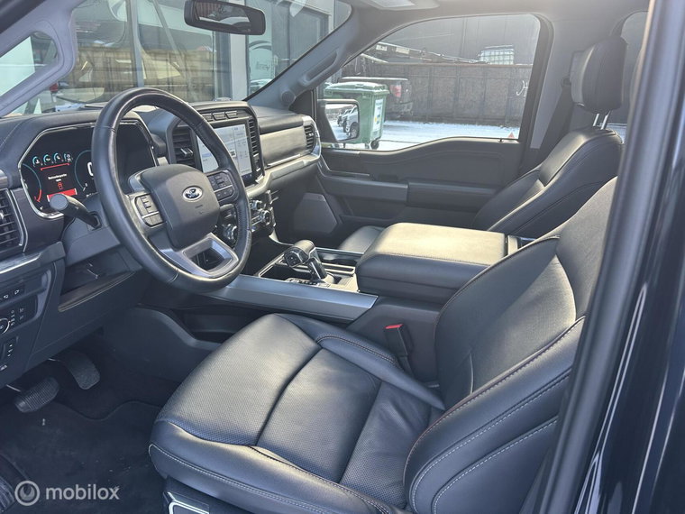 Vehicle Image 14