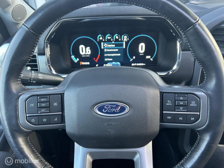 Vehicle Image 26