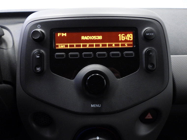 Vehicle Image 7