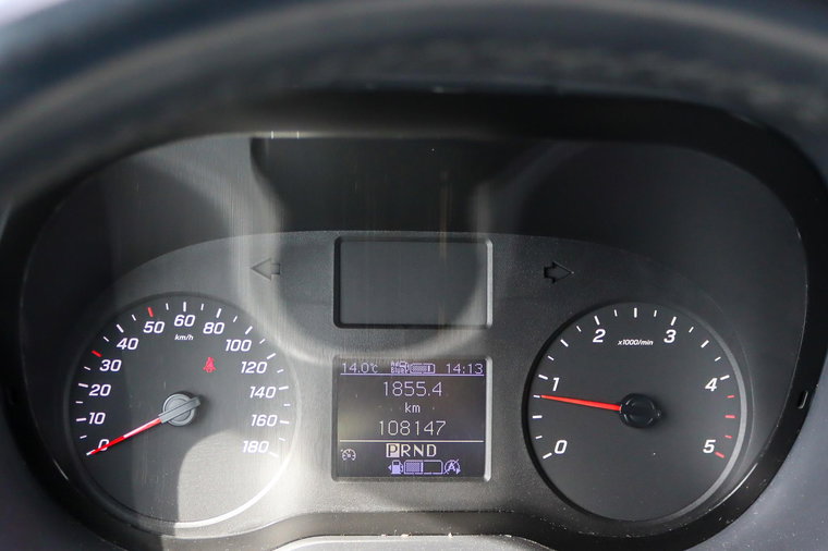 Vehicle Image 12