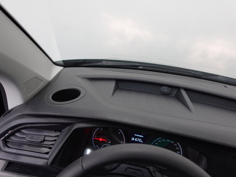 Vehicle Image 28