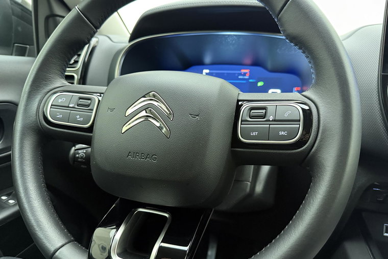 Vehicle Image 31